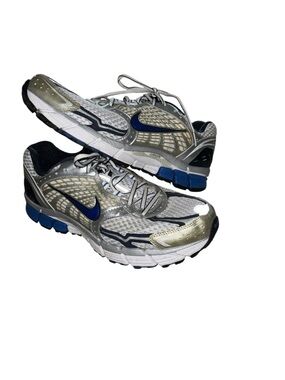 Nike Zoom Vomero+ 4